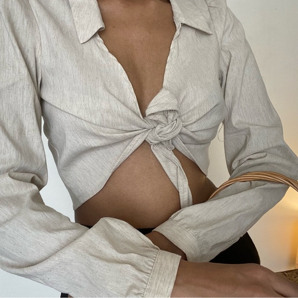 Zara front tie cotton crop top in beige tan linen shade.Fixed price. - Picture 2 of 5